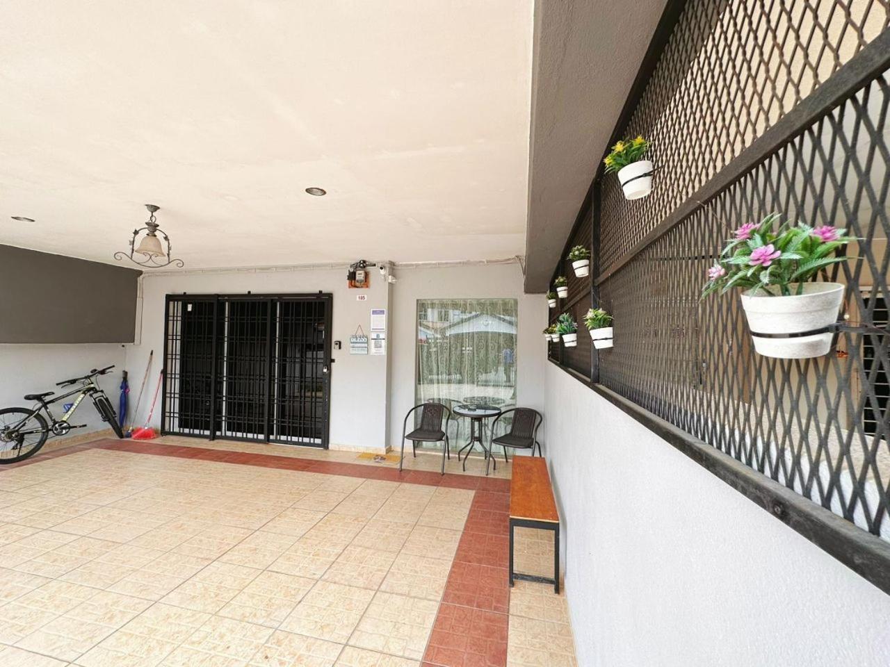 Stay N Rest Sweet Home 185 Seremban Exterior photo